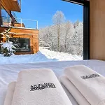 Szuflandia Aparthotel 3*