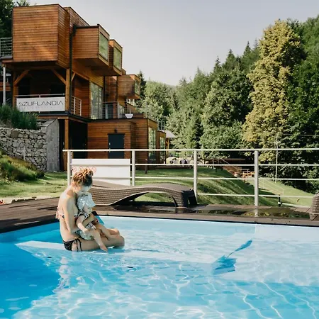 Hotel apartamentowy Szuflandia Z Sauną, Jacuzzi, Przy Stoku Narciarskim 3*