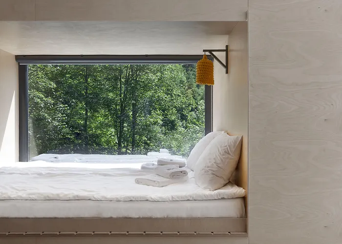 Hotel apartamentowy Szuflandia Z Sauną, Jacuzzi, Przy Stoku Narciarskim 3*